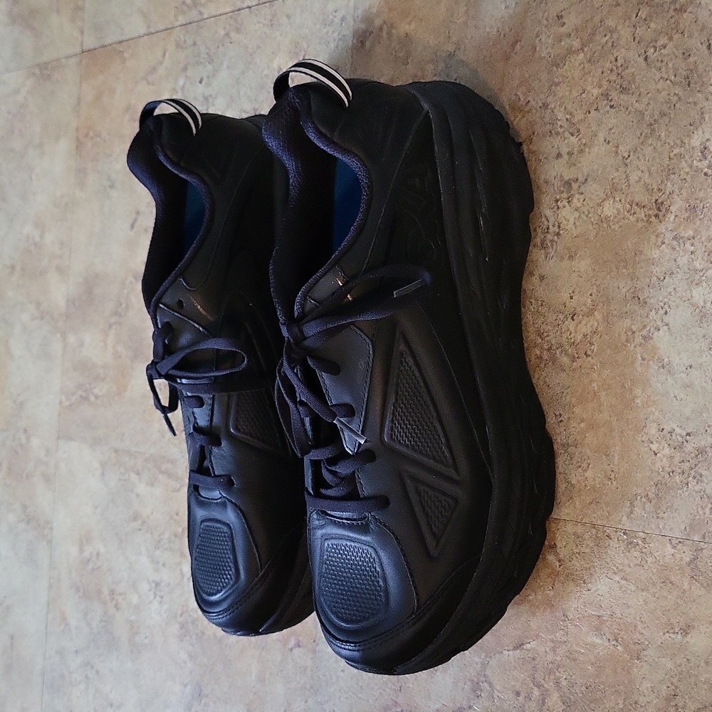 Hoka Bondi LTR, Men's size 10.5 2E (wide), Never used brand new!